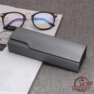 Hộp đựng kính bằng gỗ