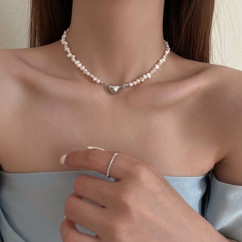 Vòng cổ Mặt Trái Tim Đính Ngọc Trai Thời Trang Cho Nữ