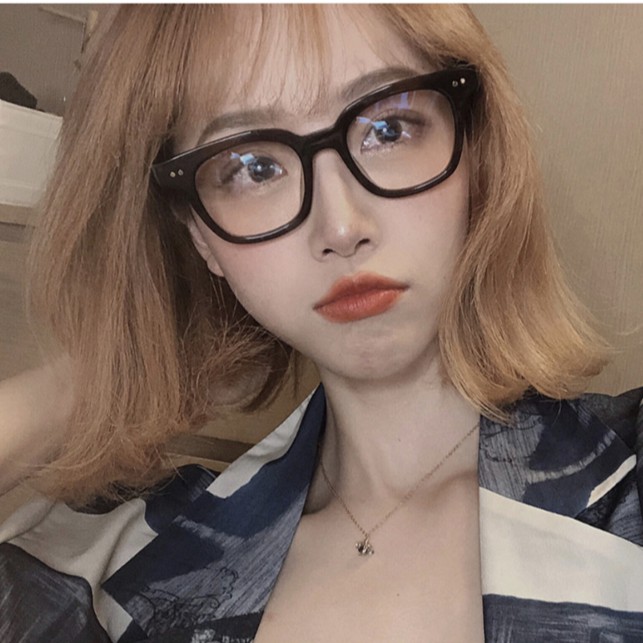 Kính mát Cao Cấp Nam nữ - màu sắc thời trang ( Bản đẹp có chữ khắc laser ) | BigBuy360 - bigbuy360.vn