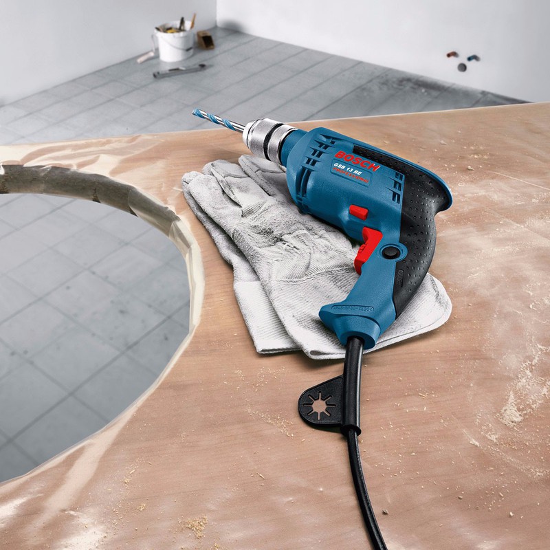 Máy khoan cầm tay