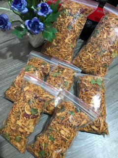 Khô gà cay lá chanh