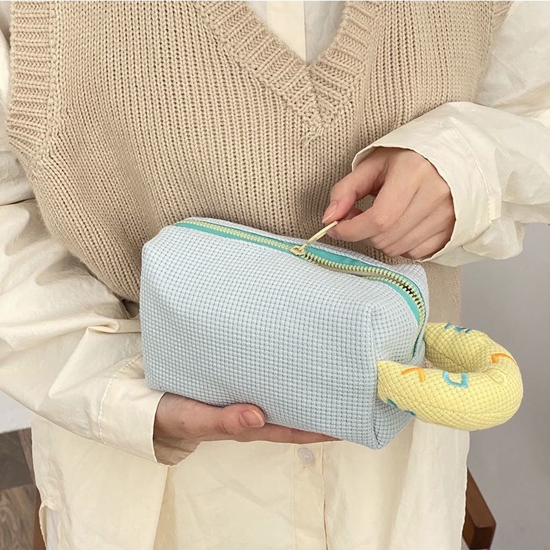 Túi Đựng Bút / Mỹ Phẩm mini Họa Tiết Hoạt Hình Màu Tương Phản Phong Cách Hàn Quốc Cho Nữ Ốp