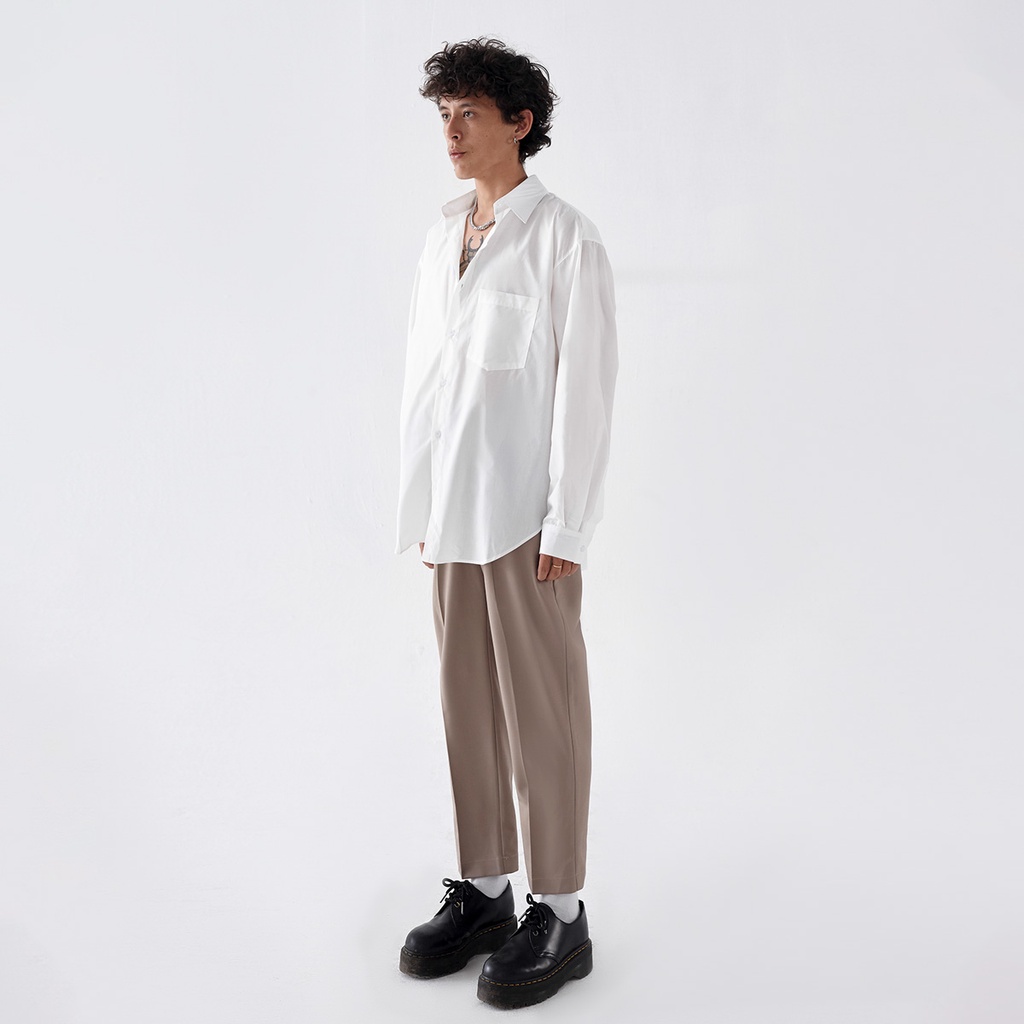 Áo sơ mi trắng form rộng - Oversized White Shirt