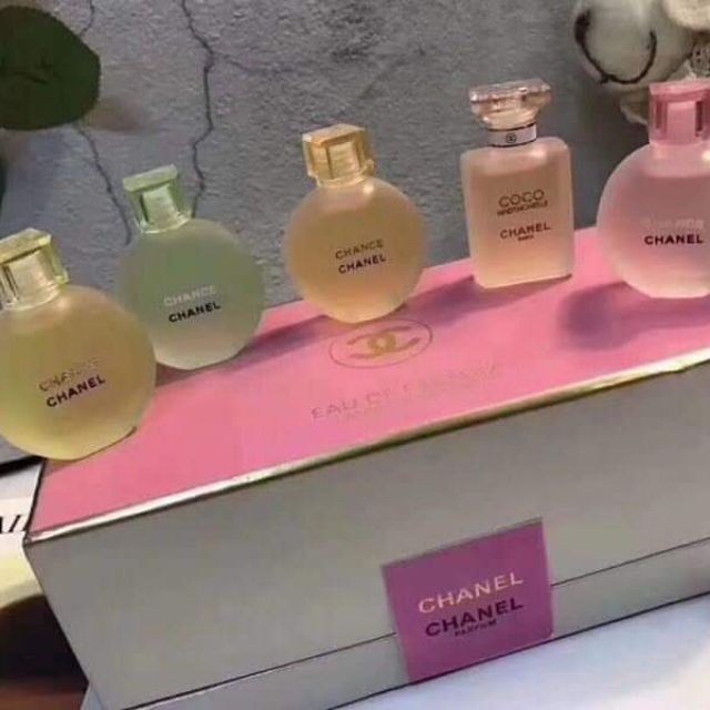 Set 5 lọ nước hoa thơm phức