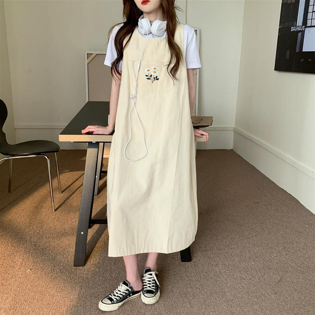 Set Áo Thun Ngắn Tay Thêu Họa Tiết Và Chân Váy Yếm Thời Trang Dành Cho Nữ