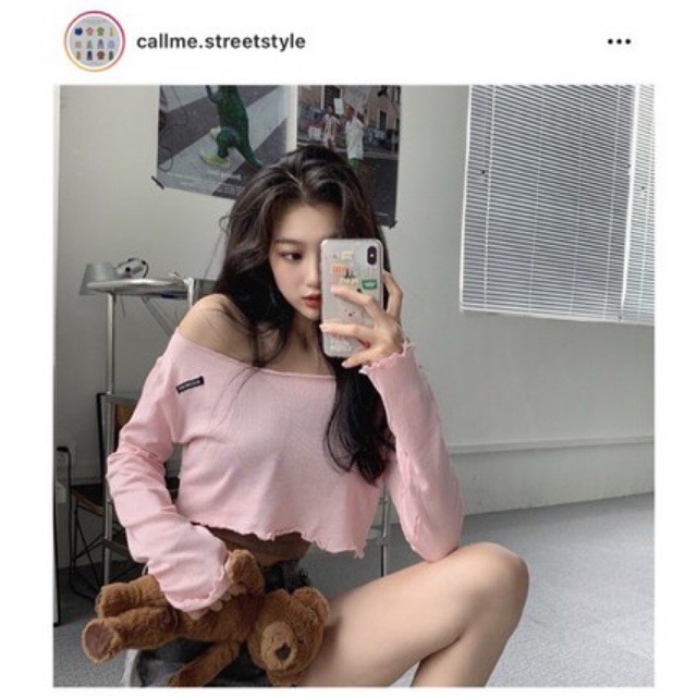 Pass croptop trễ vai Callme Street style