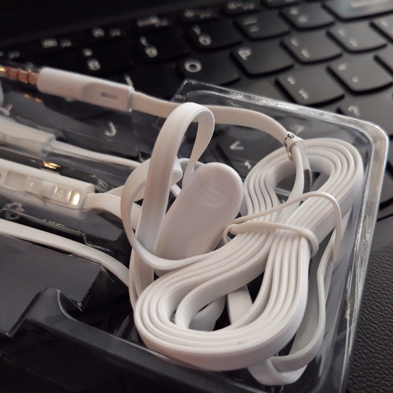 Tai nghe BYZ S-389 dây dẹt chống rối bảo hành 6 tháng