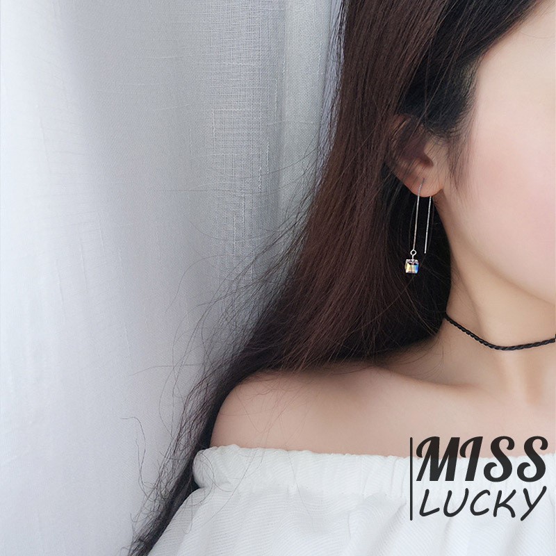 Khuyên tai nữ kiểu dáng thời trang phong cách Hàn Quốc