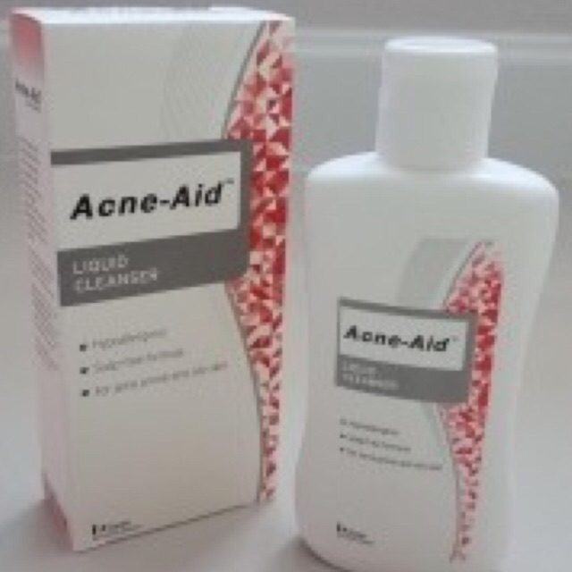 SỮA RỬA MẶT -ACNE-AID LIQUID CLEANSER 100ML.