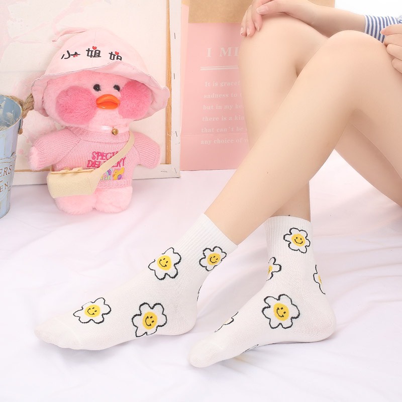 Set 3 đôi tất cổ cao Bivota vớ nữ họa tiết hoa vàng hàn quốc dễ thương T100