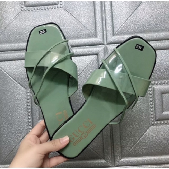 Dép nữ quai chéo quai trong