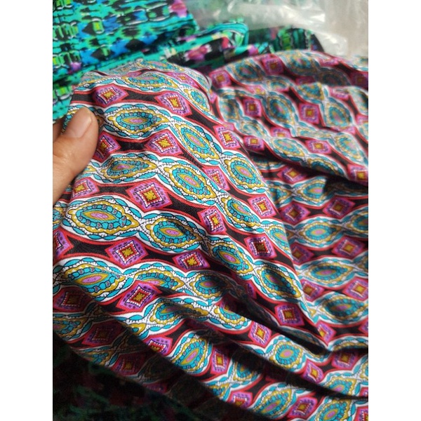 Vải bơi xuất dư