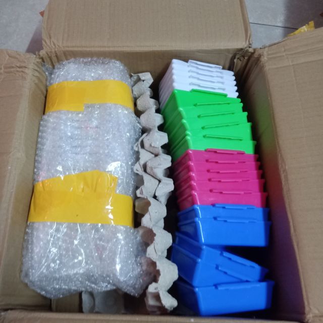 Máng tắm treo ngoài cho chim cảnh nhỏ