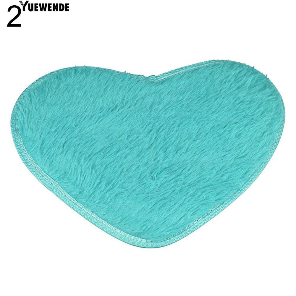 Thảm chùi chân chống trượt hình trái tim dài 40 X 30cm