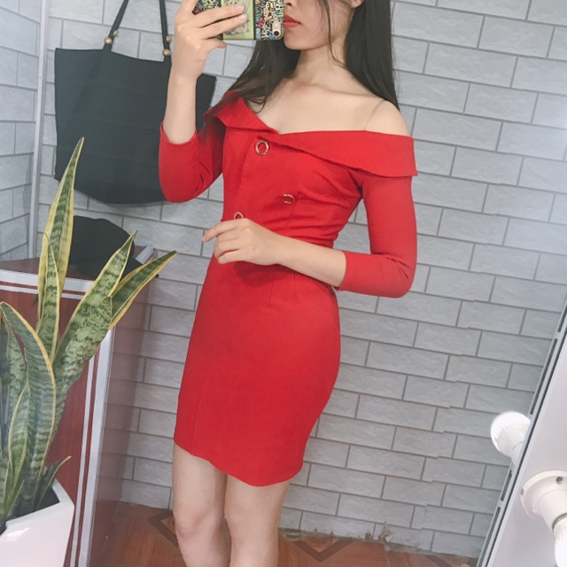 Váy trễ vai