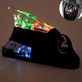 VÂY CÁ MẬP GIẢ ANTEN CÓ ĐÈN LED NĂNG LƯỢNG GIÓ CHO XE HƠI