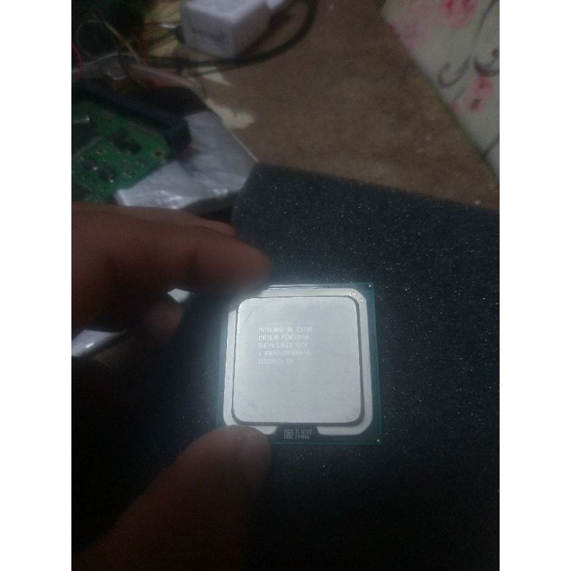 CPU E5700 3ghz intel pentium cũ socket 775