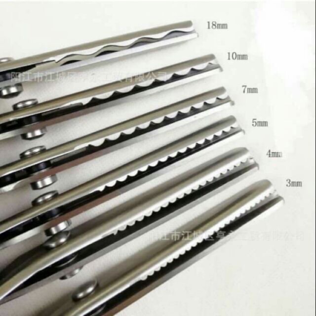 Kéo cắt viền răng tròn