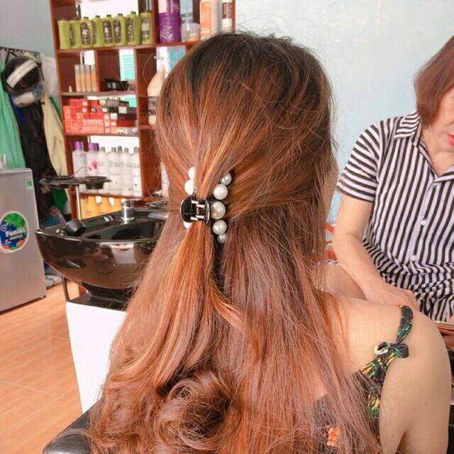 Kẹp tóc đính ngọc trai