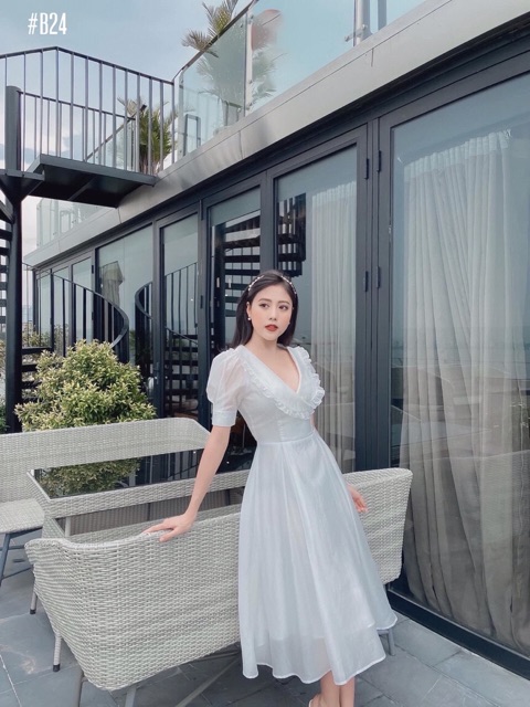 [Mã WARN30 hoàn 15% xu đơn 150k] Đầm dự tiệc 🍏Maxi trắng cổ bèo | BigBuy360 - bigbuy360.vn