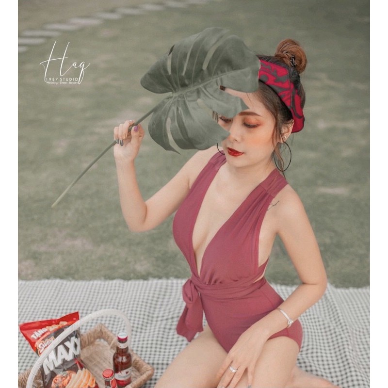 Bikini khoét ngực đan dây lưng tạo đc nhiều kiểu nhiều màu
