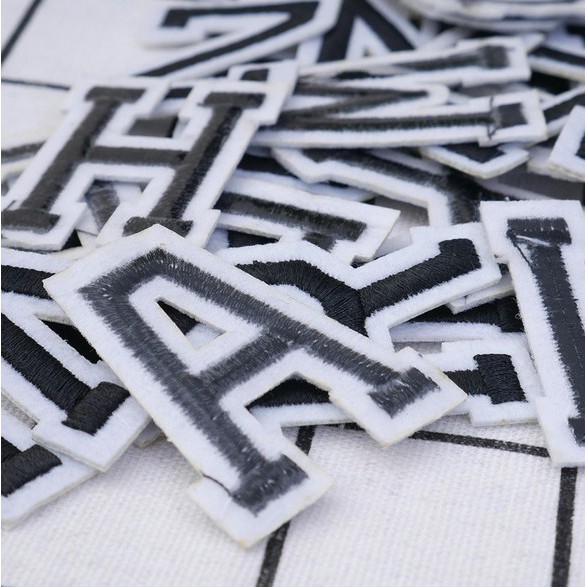 Set 4 Miếng Dán Ủi Quần Áo Hình Chữ Cái Từ A-Z