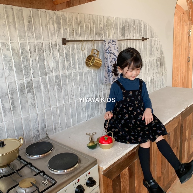 YIYAYA KIDS (5053) - Set váy hoa kèm áo cổ lọ (có lót nhung)