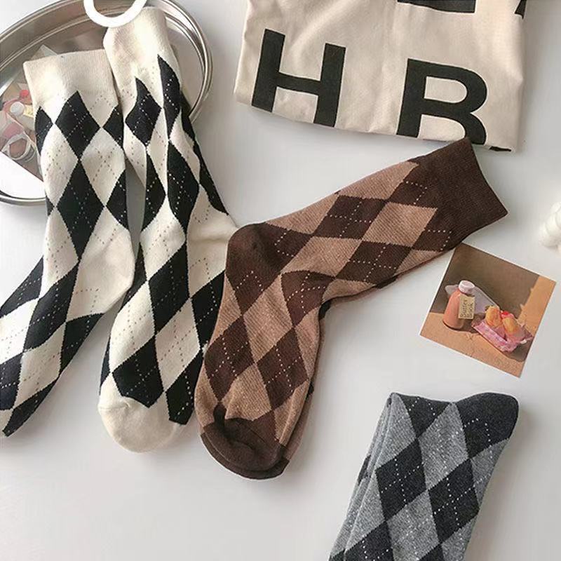 Tất Ống Lửng Họa Tiết Kim Cương Thời Trang Thu Đông Cho Nữ