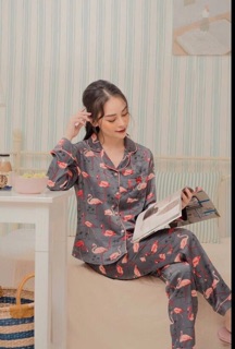 Bộ lụa hồng hạc dài