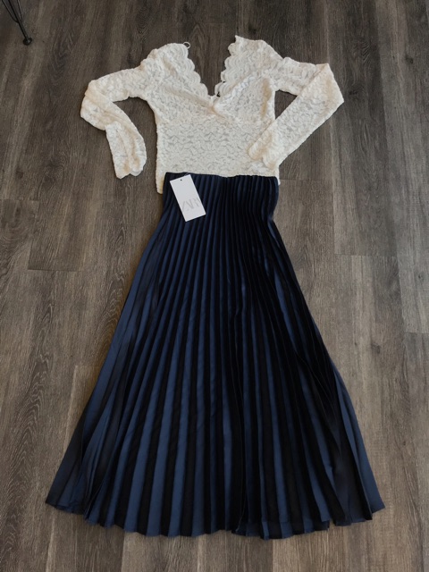 Chân váy Zara màu navy (Pleated Skirt) | BigBuy360 - bigbuy360.vn
