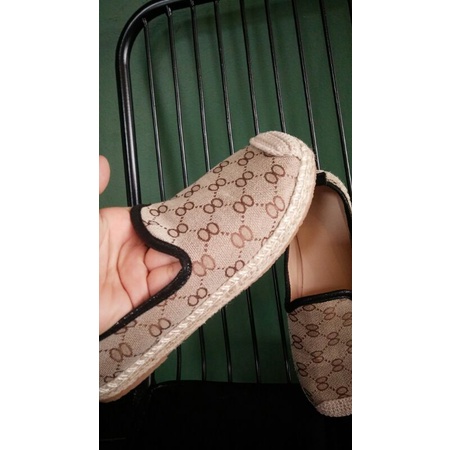 Thanh lý giầy Gucci nữ size 38 new 95%