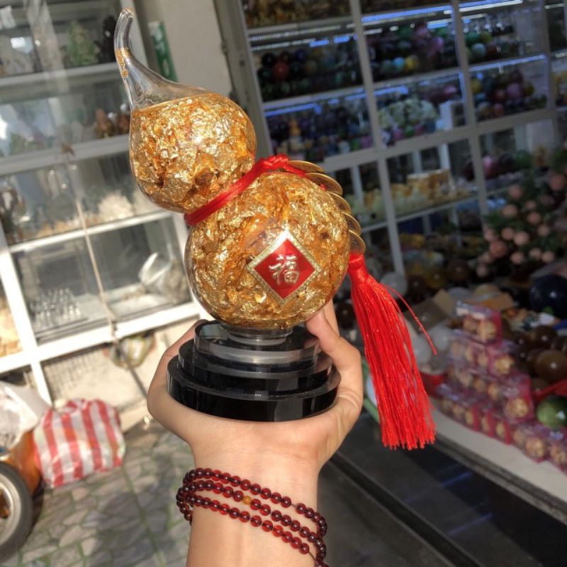 Bình hồ lô dát vàng đá pha lê treo xu ngũ đế in chữ phúc trưng phong thủy bình an may mắn