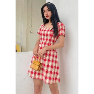 Đầm dáng suông ngắn tay sọc caro cổ vuông DEW0242 - 92WEAR