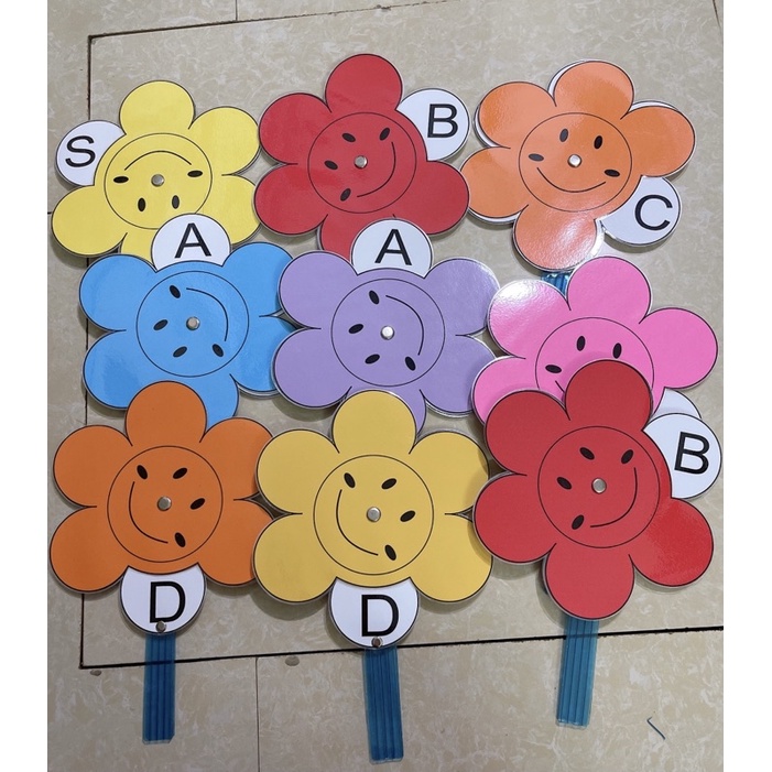 Hoa xoay trắc nghiệm 6 cánh