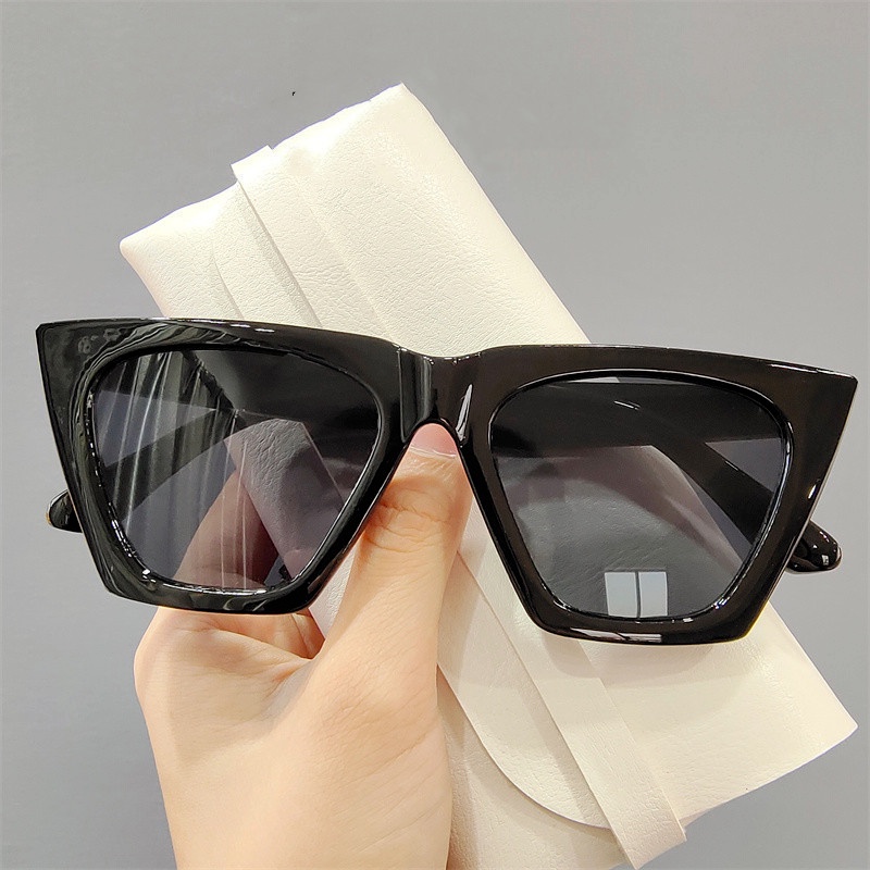 Kính Mát Mắt Mèo Màu Đen Phong Cách Cổ Điển Thời Trang Cho Nữ