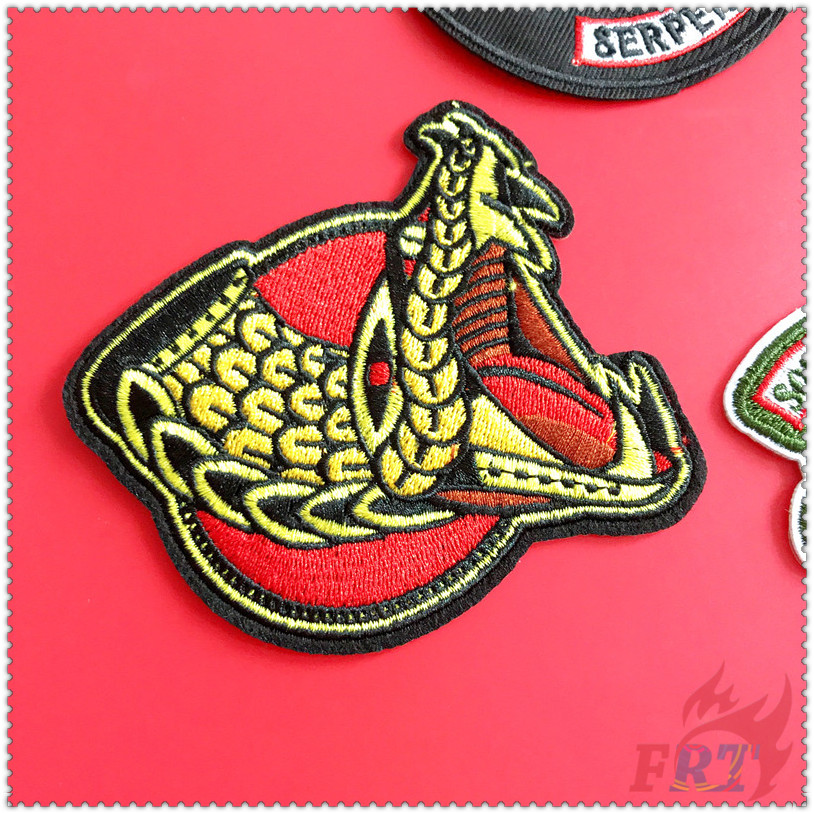 ✿ Sticker Ủi Thêu Hình Rắn Nam Bên TV Show: Riverdale ✿ 1 Sticker Ủi Thêu Hình Huy Hiệu