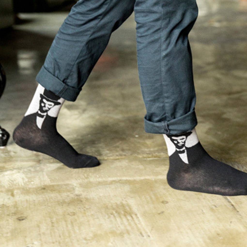 Tất cotton nam cổ cao hình người đàn ông độc đáo