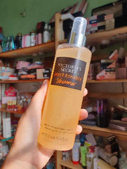 Xịt Vic Nhũ Kim Tuyến mẫu mới | BigBuy360 - bigbuy360.vn