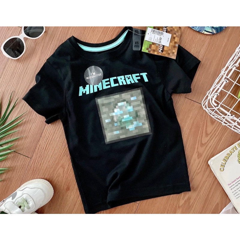 Áo thun đen Minecraft