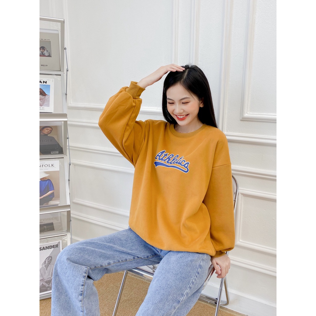 [HÀNG CÓ SẴN] Áo nỉ dài tay May Boutique áo nỉ oversize in chữ Athletics ABS21A_109.039 | BigBuy360 - bigbuy360.vn