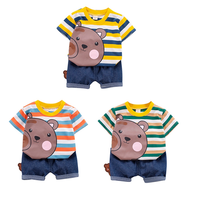 Set Áo Thun Ngắn Tay Cổ Tròn In Hình Gấu Con + Quần Short Cho Bé Trai