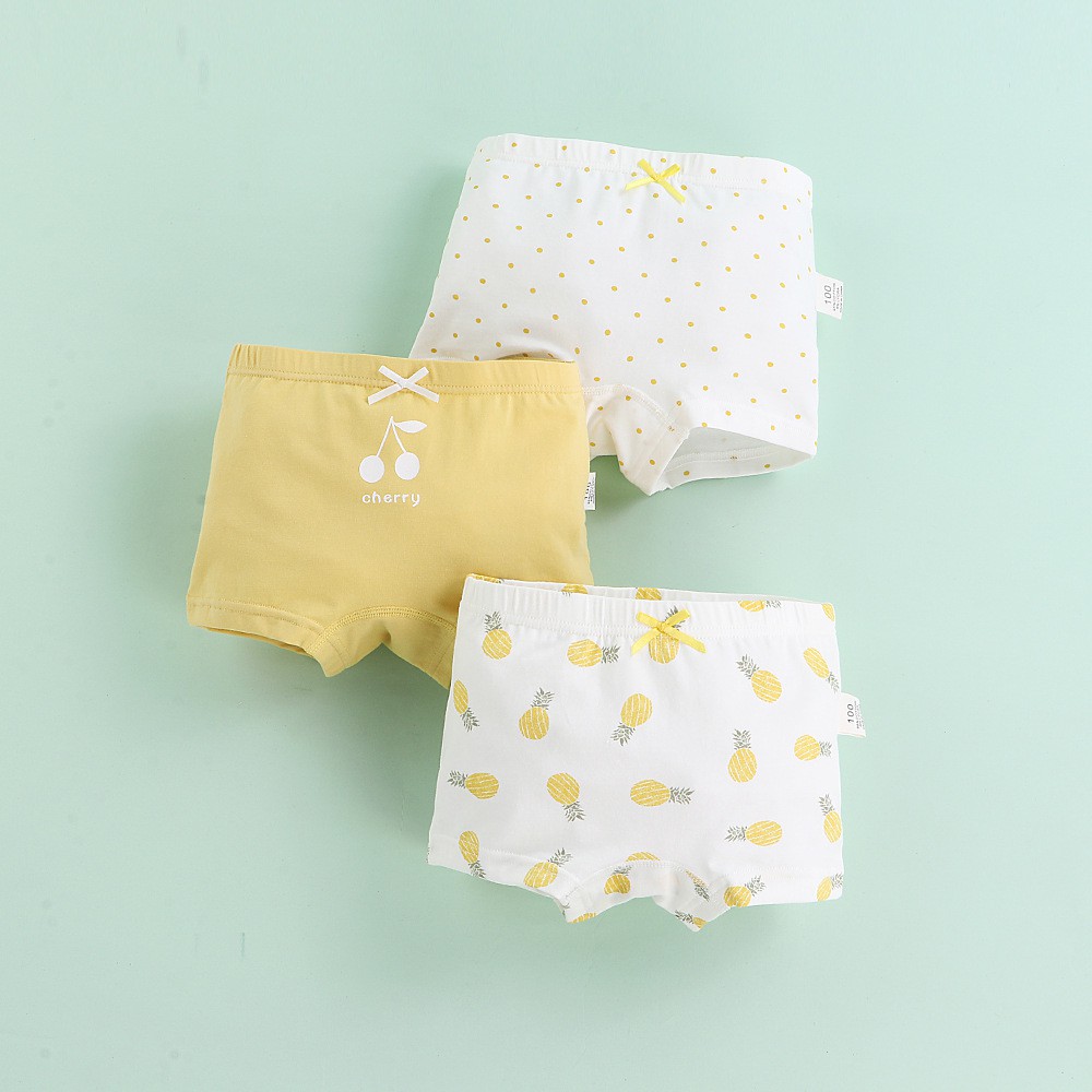 Set 3 Quần chip đùi bé gái, Quần đùi đi biển chất cotton thoáng mát nhiều hình dễ thương cho bé gái từ 2-8 tuổi QĐ02