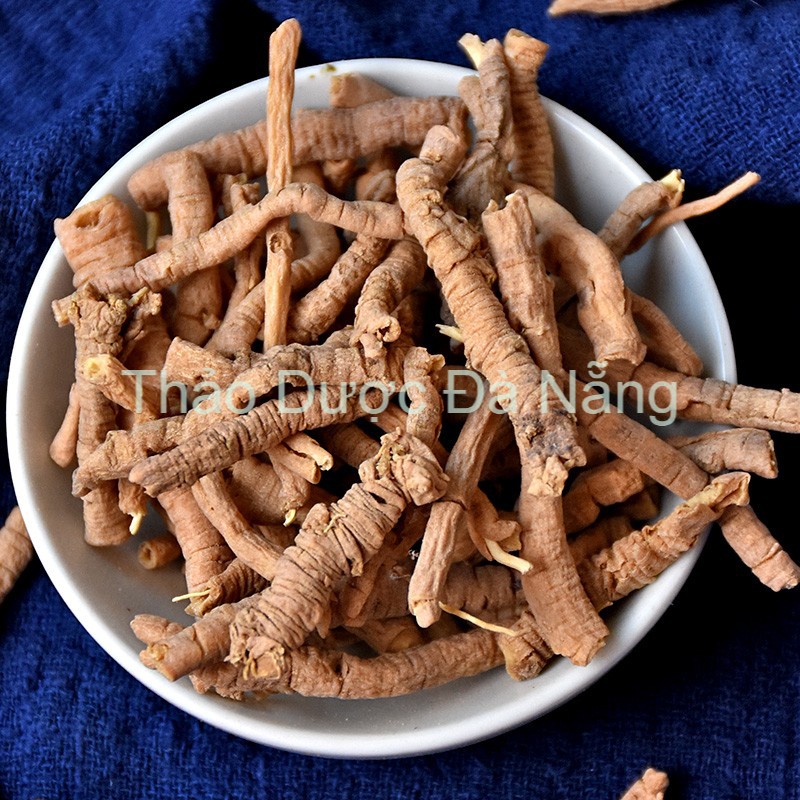 Viễn Chí loại 1 đã rút lõi 100 gram.