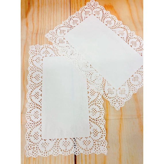 Giấy Ren Lót Đế CN 20*30cm – 100 tờ