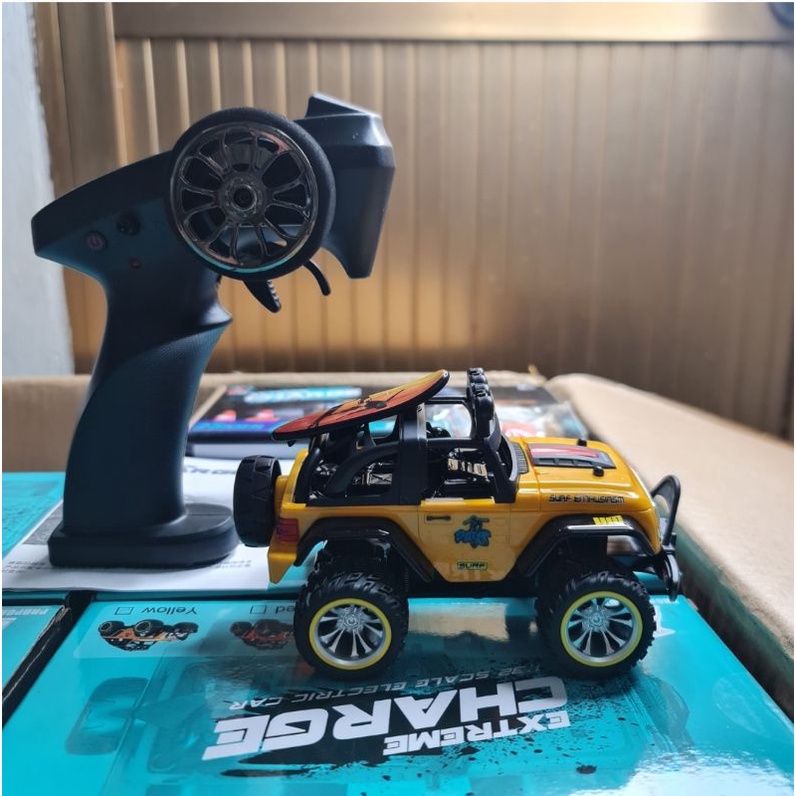 Wltoys 322221 bản 1 :32 xe điều khiển từ xa có mặt tại việt nam.