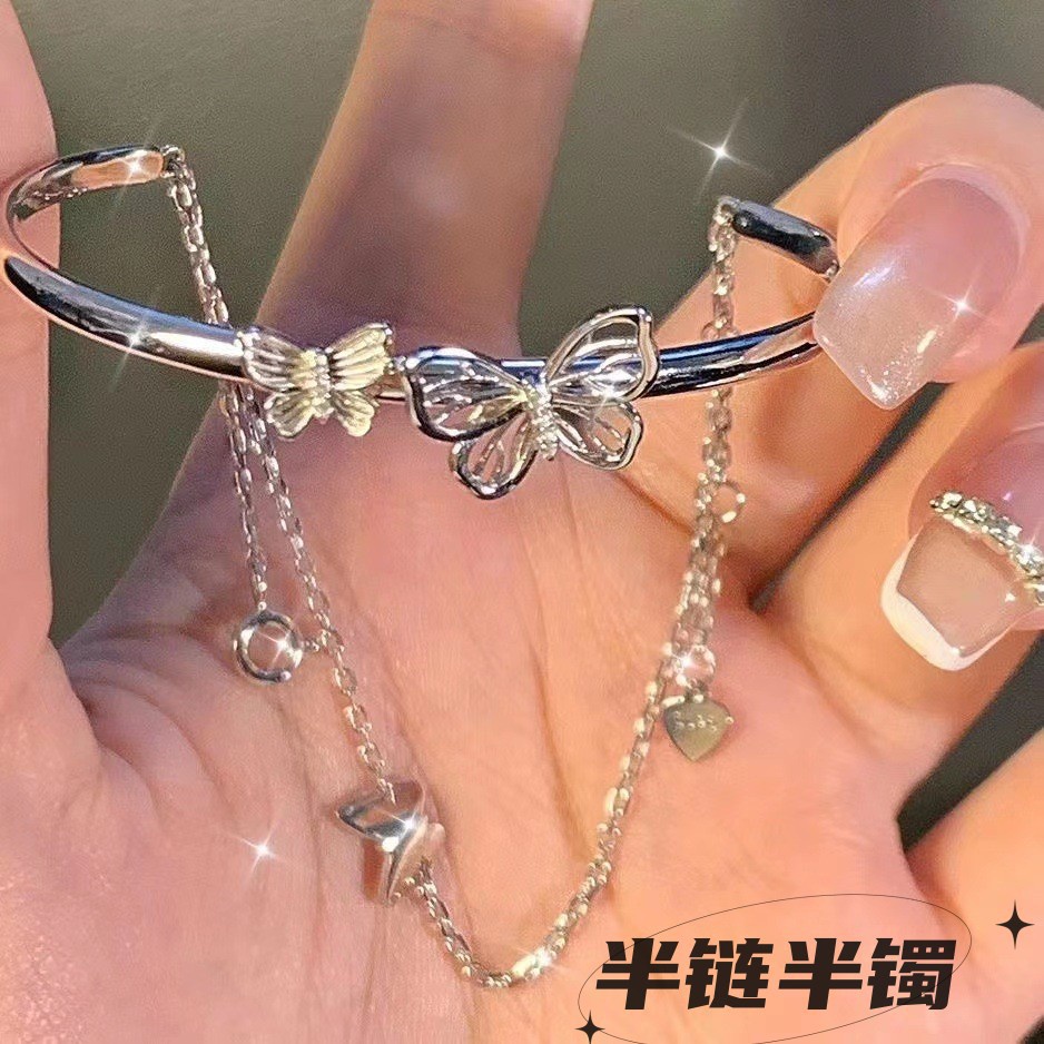 Vòng Tay Hai Lớp Dạng Hở Hình Bướm Màu Bạc Xinh Xắn Cho Nữ