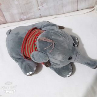 Gấu bông e voi