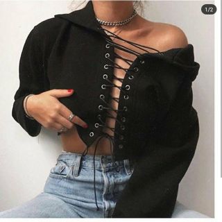 Áo hoodie croptop đan dây ngực dài tay