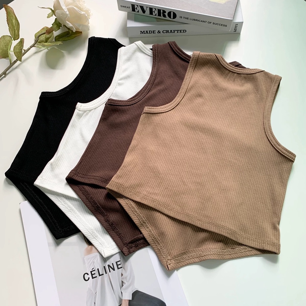 Áo ba lỗ vạt nhọn
