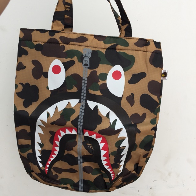 Túi Tote Đeo Chéo Bape Camo